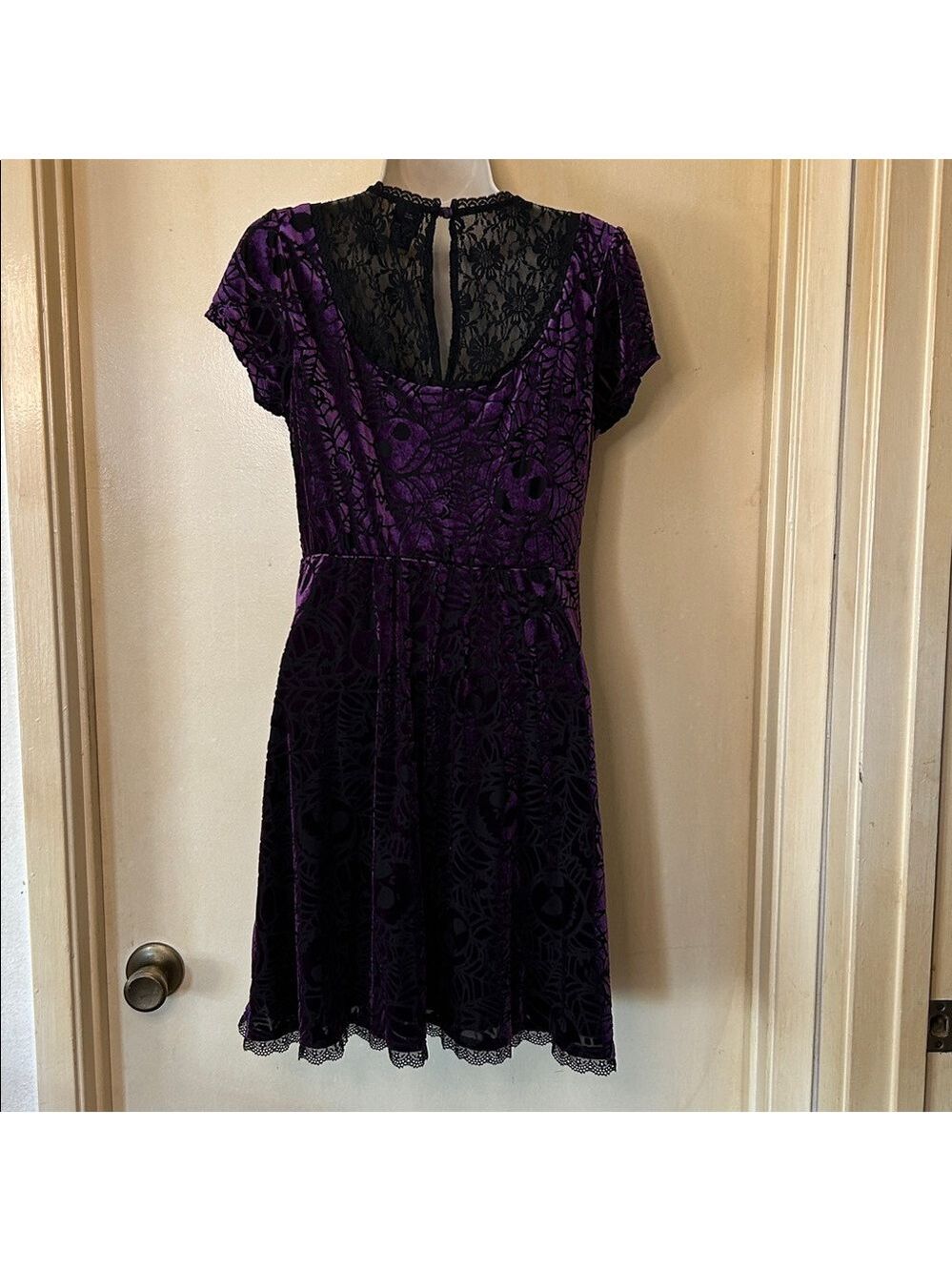 Disney Nightmare Before Christmas Purple Velvet Dress with Black Lace Detail M - Picture 9 of 13